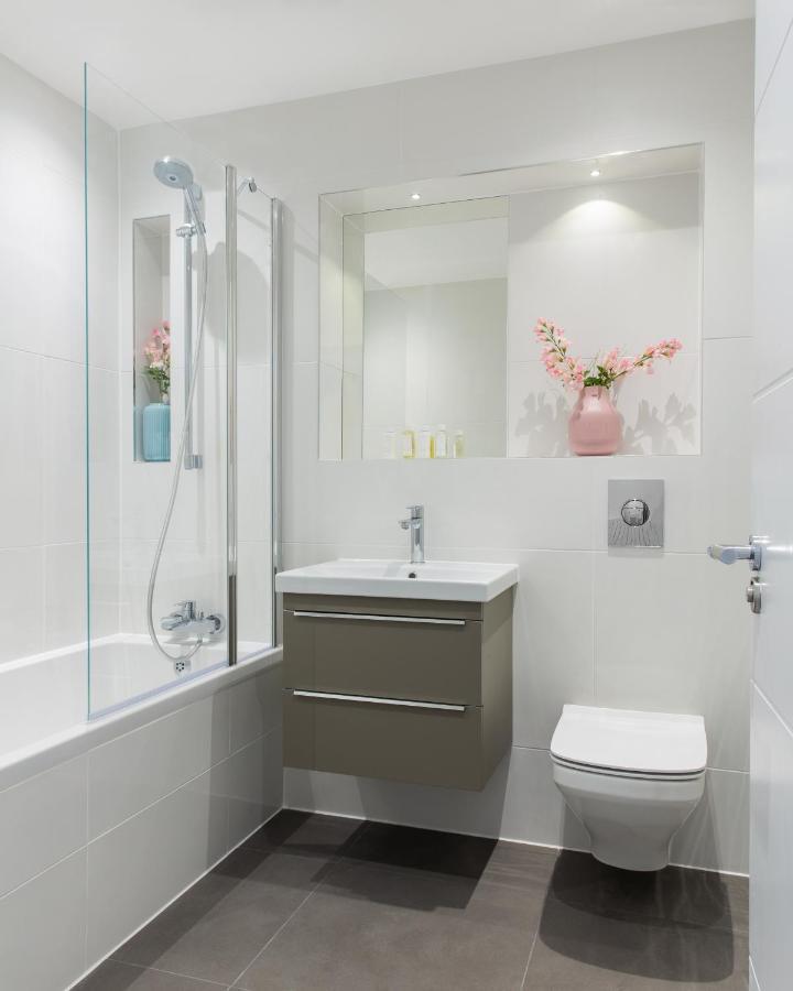 Queens Park By Viridian Apartments Londres Exterior foto
